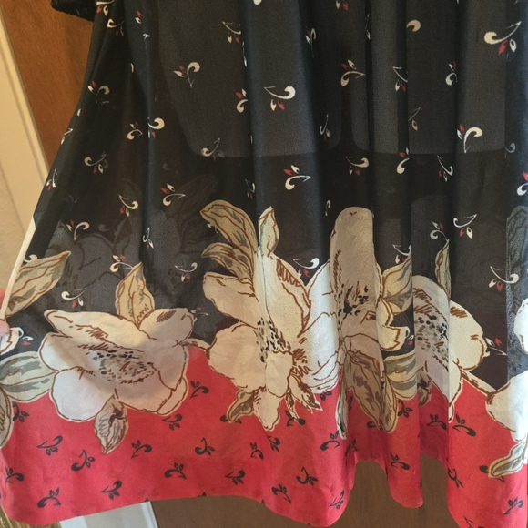 Vintage BEAUTIFUL sheer black & floral dress no tags or size approx szM - Picture 5 of 8